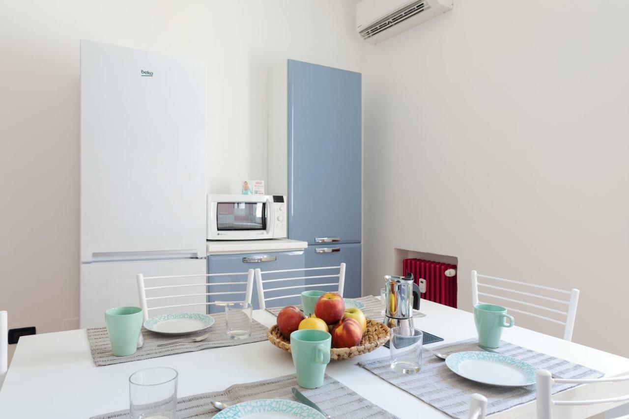 בולוניה Sant'Orsola Colorful Huge Apartment מראה חיצוני תמונה