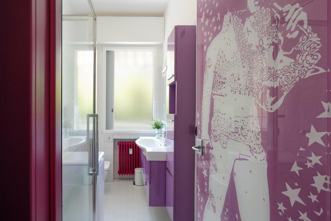 בולוניה Sant'Orsola Colorful Huge Apartment מראה חיצוני תמונה